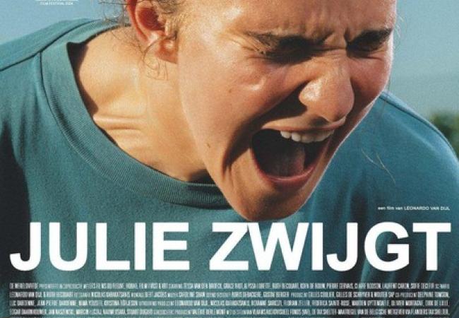 Julie zwijgt